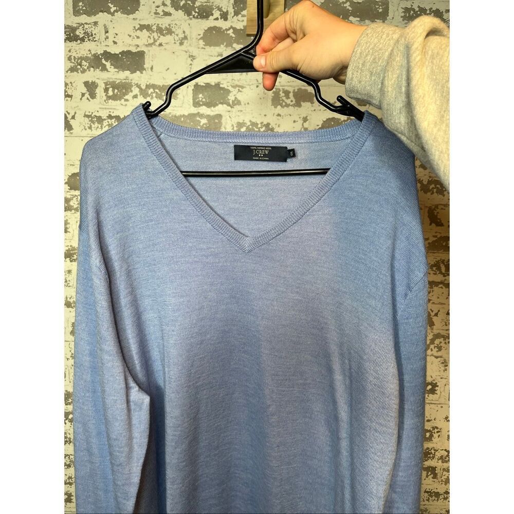 J. Crew | men light blue vneck merino wool sweater